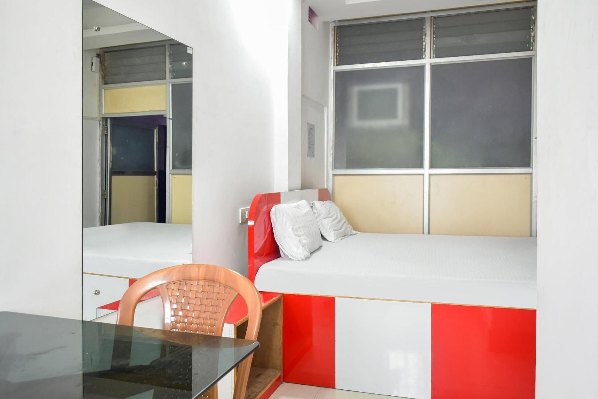 Super Hotel O Pradhan Nagar Siliguri Exteriör bild