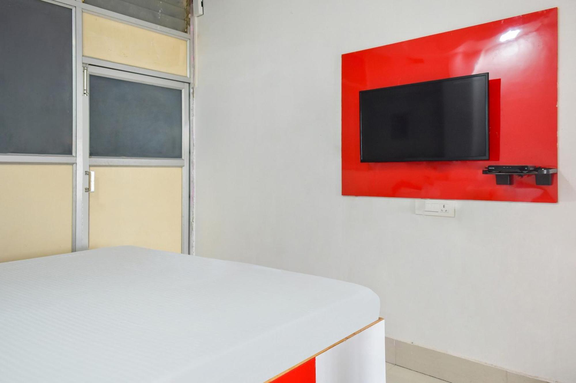 Super Hotel O Pradhan Nagar Siliguri Exteriör bild