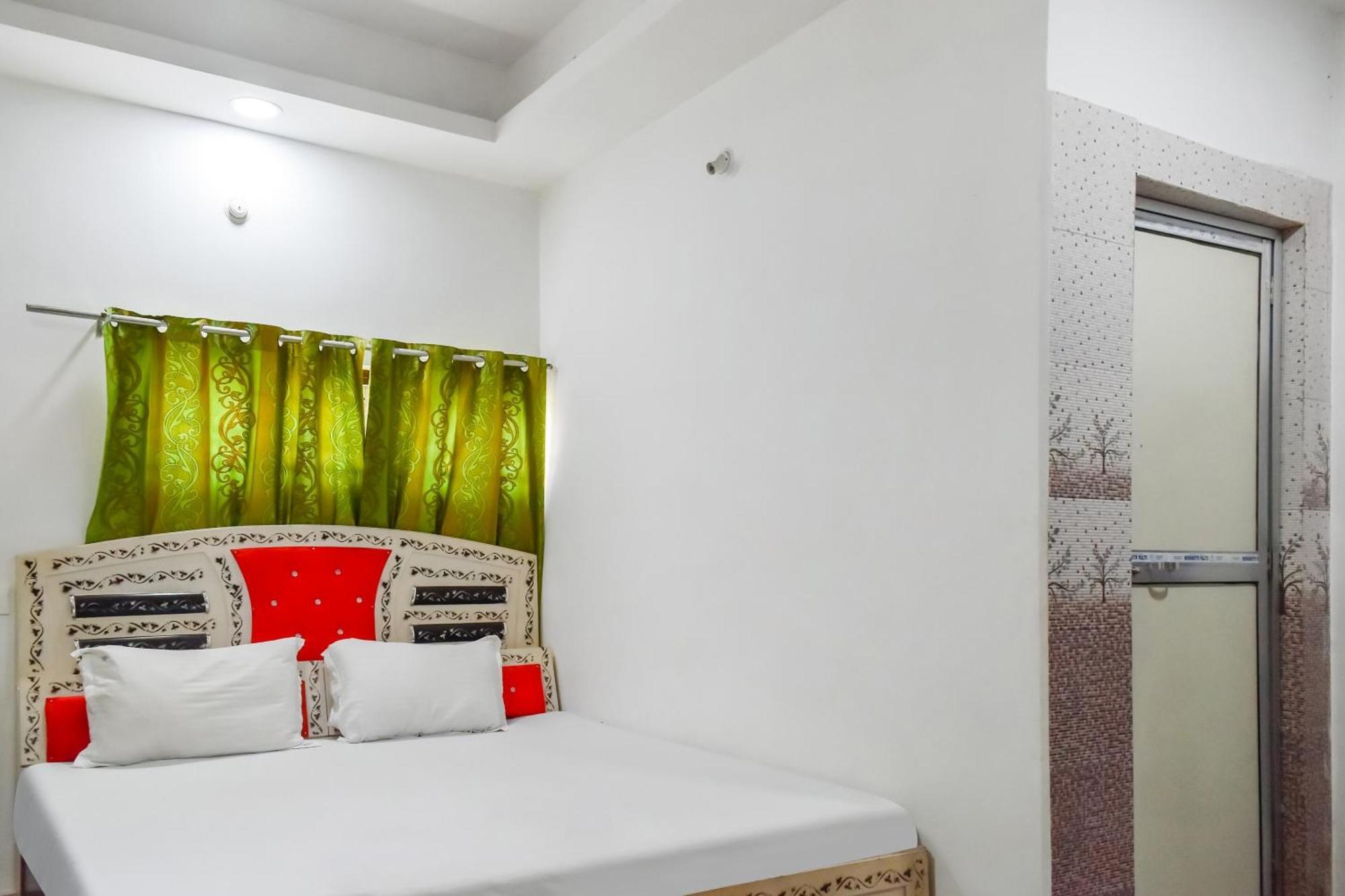 Super Hotel O Pradhan Nagar Siliguri Exteriör bild