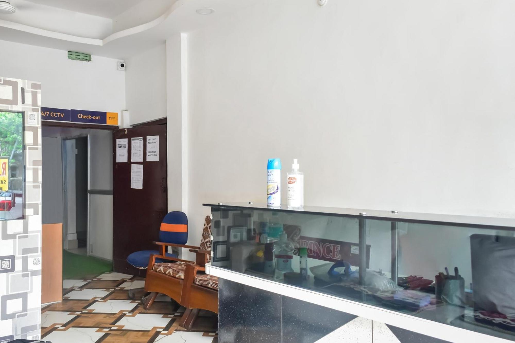 Super Hotel O Pradhan Nagar Siliguri Exteriör bild